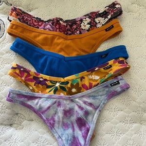5 pack VS Pink thong panties
